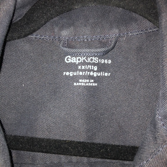 GAP Jean Jacket - Picture 3 of 4